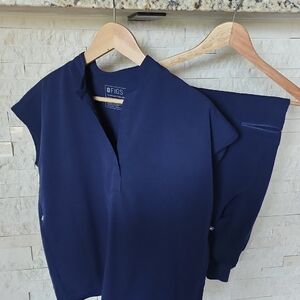 Figs Women's Navy Scrub Top and Pants Set